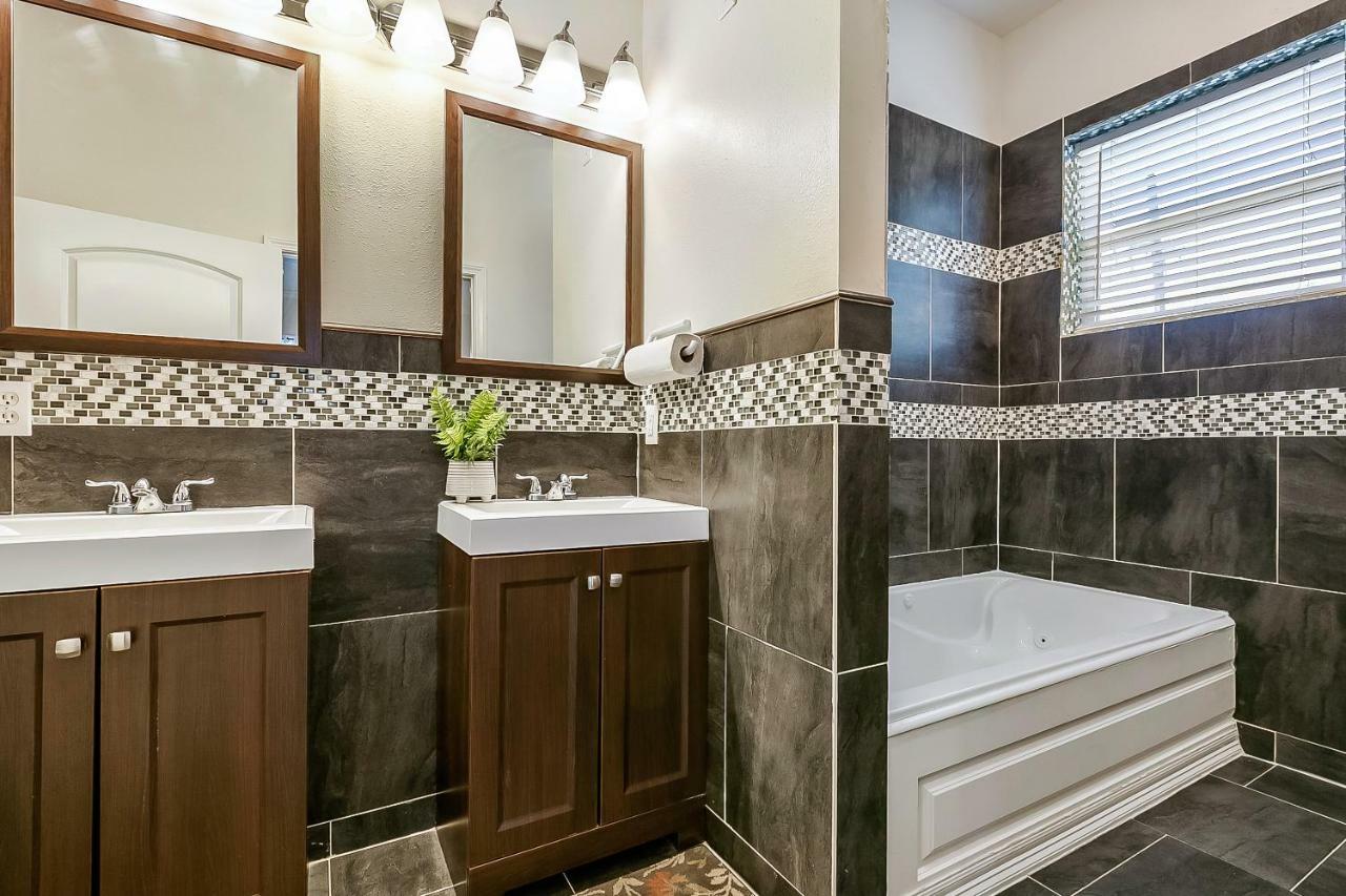 Spacious 4Bd Luxury Penthouse With Balcony New Orleans Eksteriør billede
